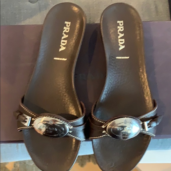 Sandals - Picture 3 of 3